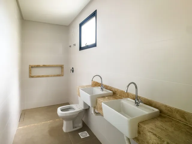 Casa com 151m² 3 quartos e 4 banheiros, à venda, no bairro Jardim Atlântico em Goiânia