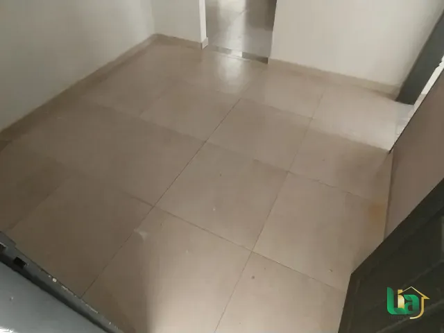 Casa 2 quartos e 1 banheiro, à venda, no bairro Barra em Muriaé