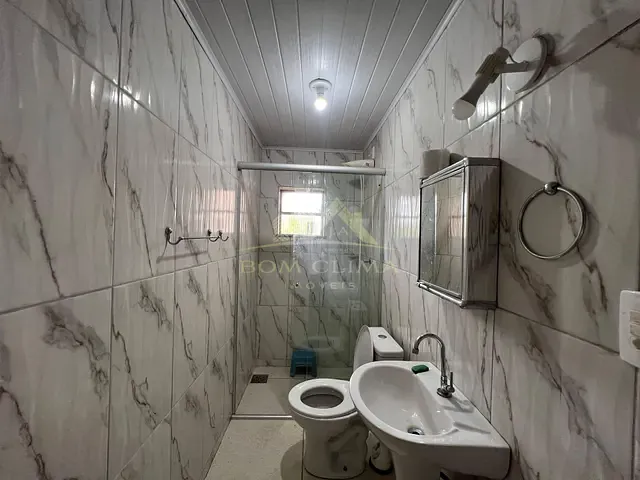 Casa 7 quartos e 2 banheiros, à venda, no bairro Quintas das Avenidas em Juiz de Fora