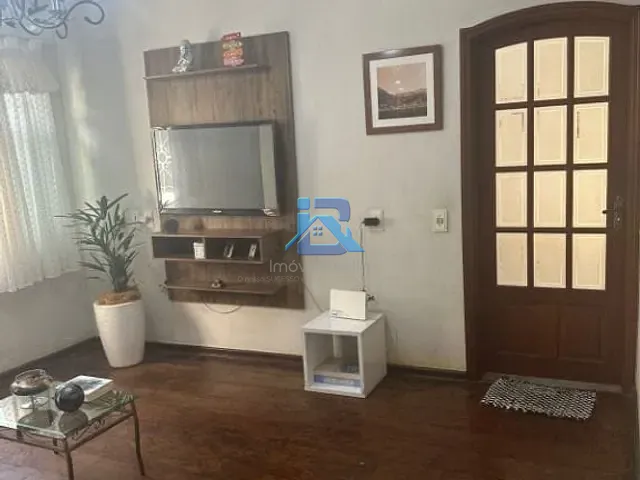 Casa com 280m² 2 quartos e 3 banheiros, à venda, no bairro Centro em Itatiba