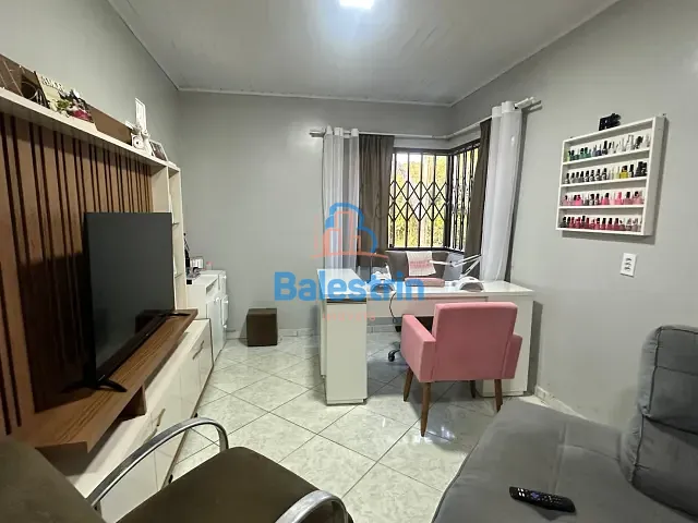 Casa 2 quartos e 1 banheiro, à venda, no bairro Das Nações em Fraiburgo
