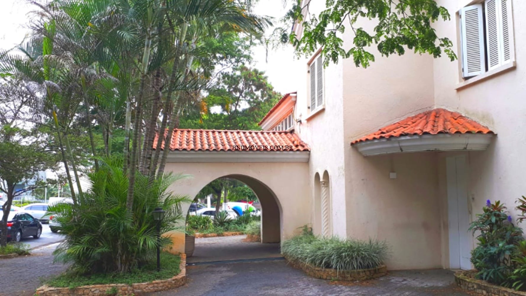 Casa, 5 quartos, 354 m² - Foto 1