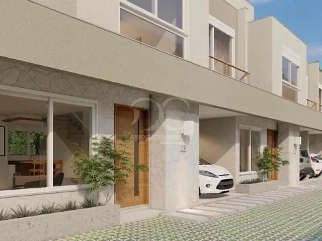 Casa 3 quartos e 3 banheiros, à venda, no bairro Campeche em Florianópolis