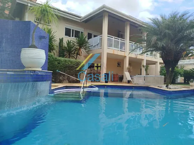 Casa com 1500m² 5 quartos e 8 banheiros, à venda, no bairro Esplanada Mendes Moraes em São Roque