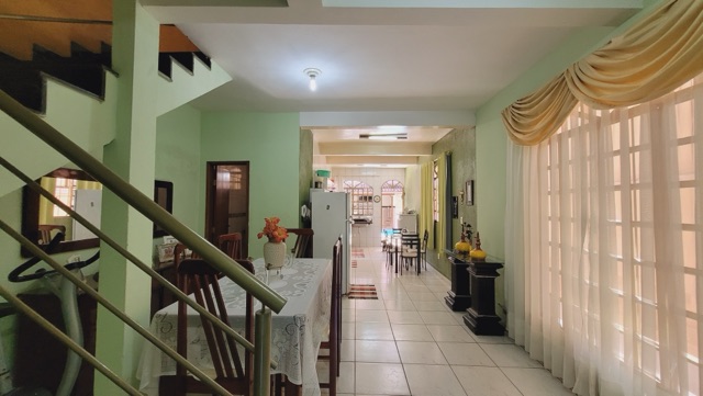 Casa 3 quartos e 4 banheiros, à venda, no bairro JK II em Governador Valadares