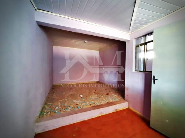 Casa com 360m² 2 quartos e 1 banheiro, à venda, no bairro Primavera II em Jaguariaíva