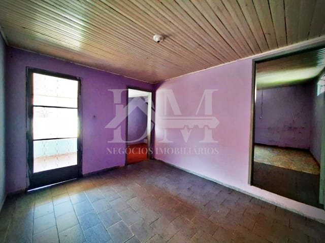 Casa com 360m² 2 quartos e 1 banheiro, à venda, no bairro Primavera II em Jaguariaíva