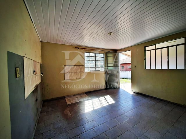 Casa com 360m² 2 quartos e 1 banheiro, à venda, no bairro Primavera II em Jaguariaíva