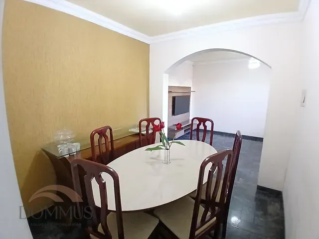 Casa com 339m² 3 quartos e 2 banheiros, à venda, no bairro Imbaúbas em Ipatinga
