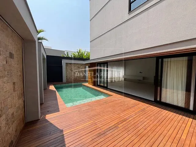 Casa com 364m² 5 quartos e 6 banheiros, à venda, no bairro Vivendas do Arvoredo em Londrina