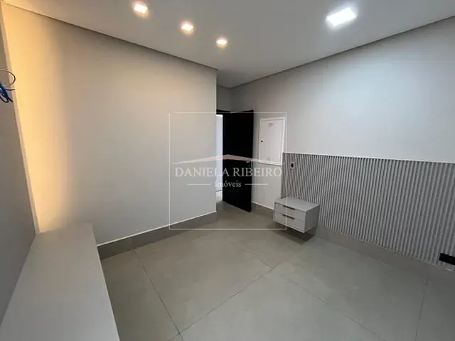 Casa com 364m² 5 quartos e 6 banheiros, à venda, no bairro Vivendas do Arvoredo em Londrina