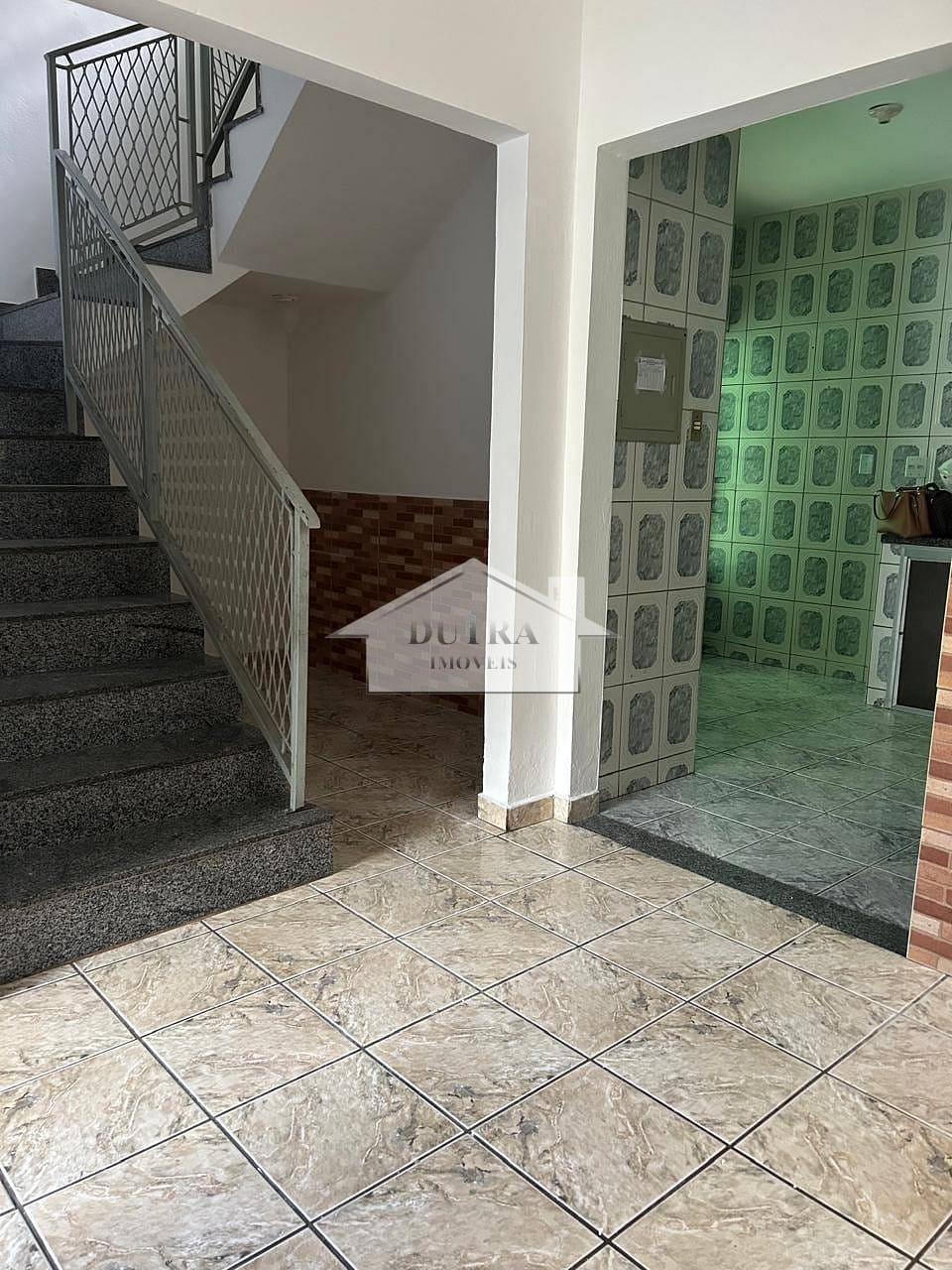 Casa para alugar com 3 quartos, 87m² - Foto 5