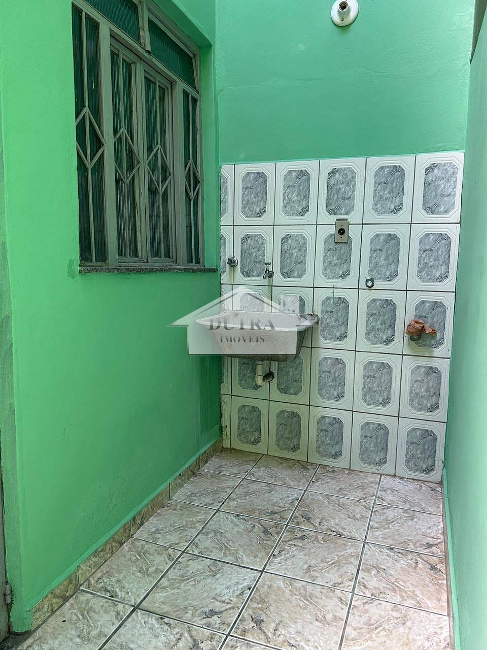 Casa para alugar com 3 quartos, 87m² - Foto 8