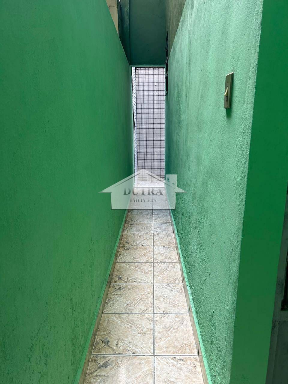 Casa para alugar com 3 quartos, 87m² - Foto 11
