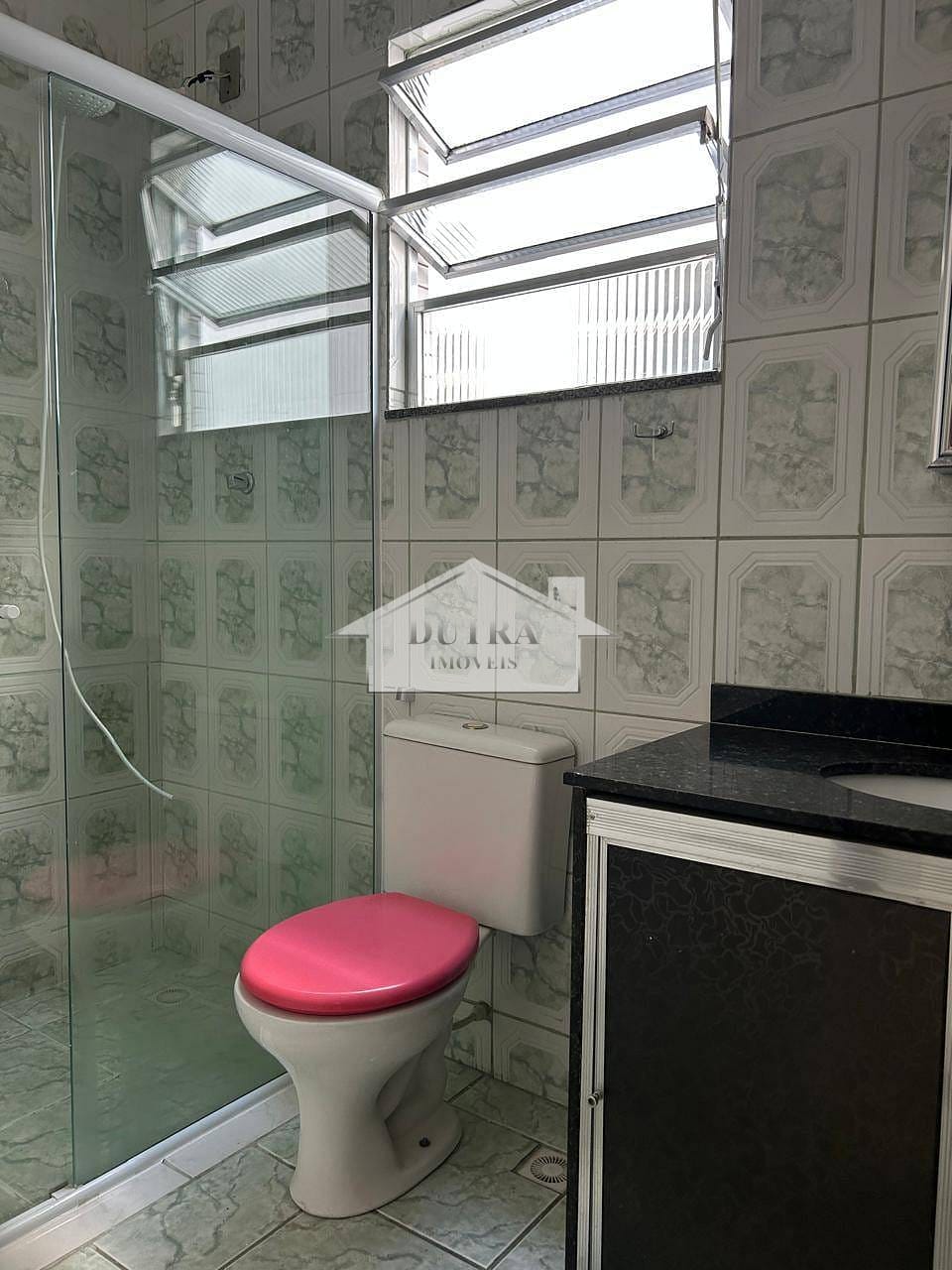 Casa para alugar com 3 quartos, 87m² - Foto 13