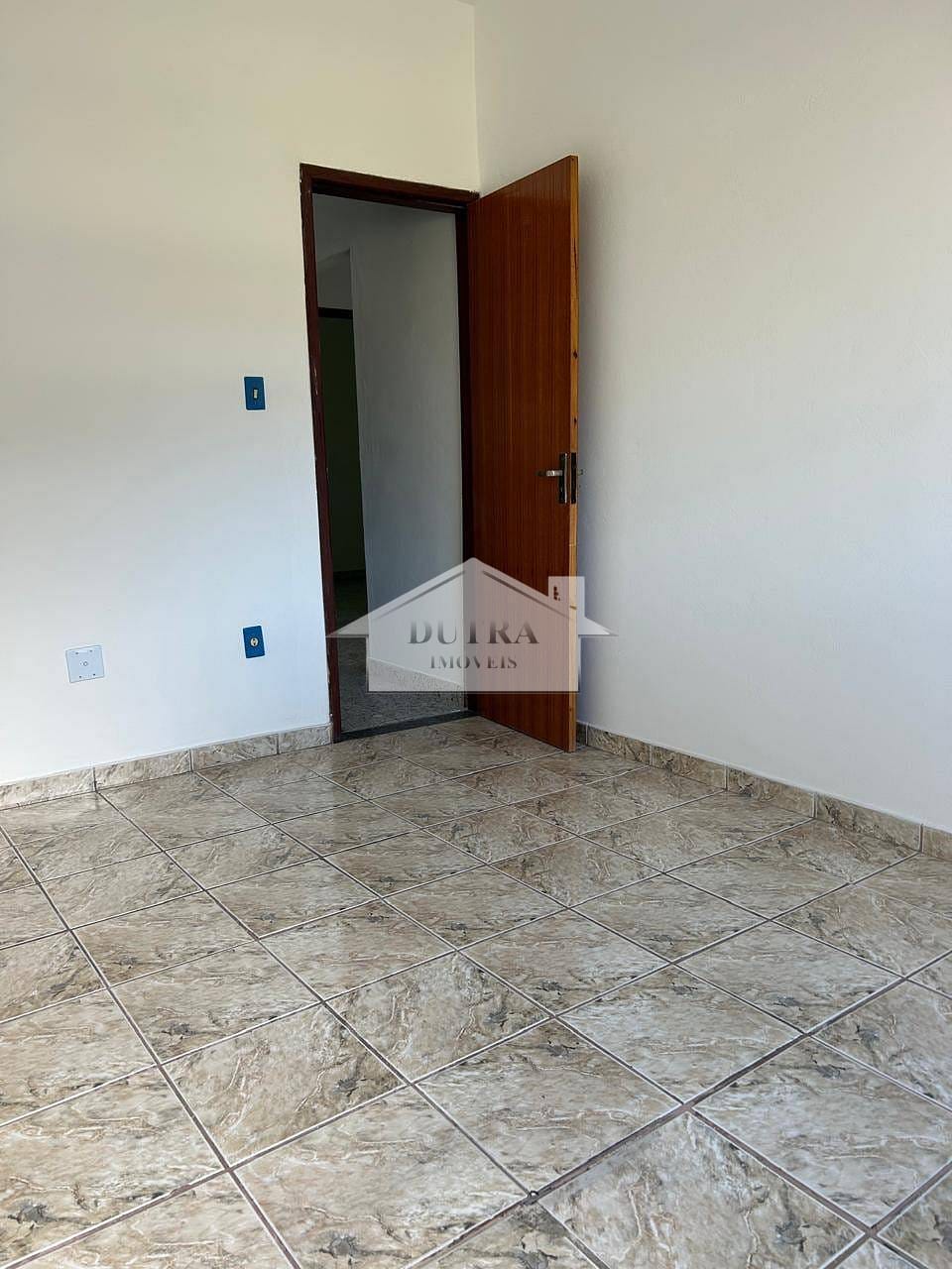 Casa para alugar com 3 quartos, 87m² - Foto 15