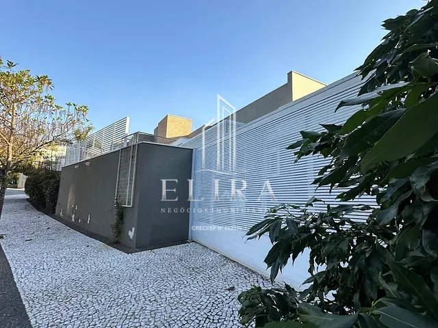 Casa com 543m² 3 quartos e 5 banheiros, à venda, no bairro Vila Israel em Americana