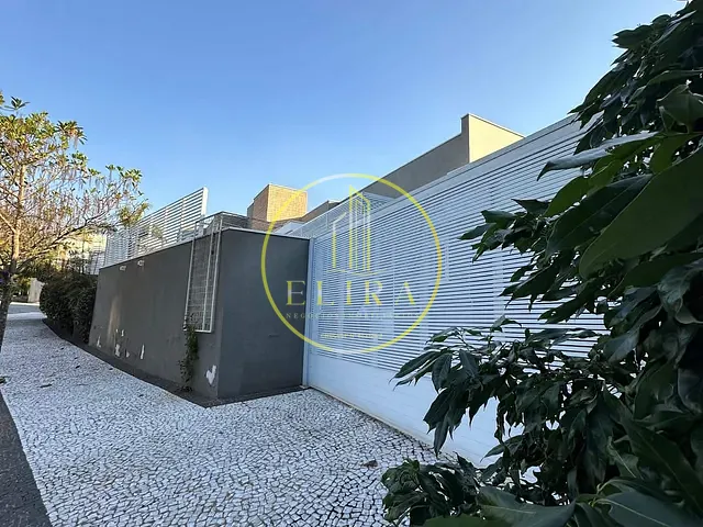 Casa com 543m² 3 quartos e 5 banheiros, à venda, no bairro Vila Israel em Americana