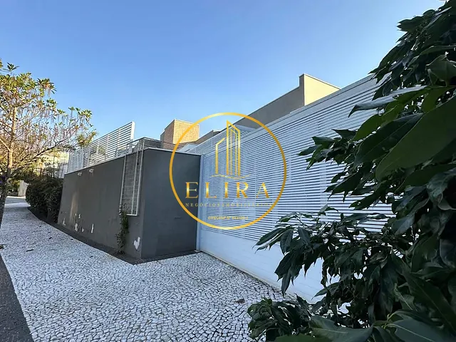 Casa com 543m² 3 quartos e 5 banheiros, à venda, no bairro Vila Israel em Americana