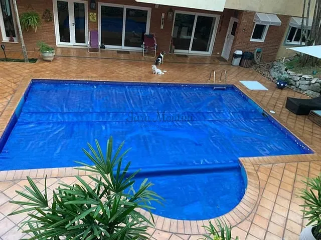 Casa com 1100m² 3 quartos e 4 banheiros, à venda, no bairro Forest Hills em Jandira