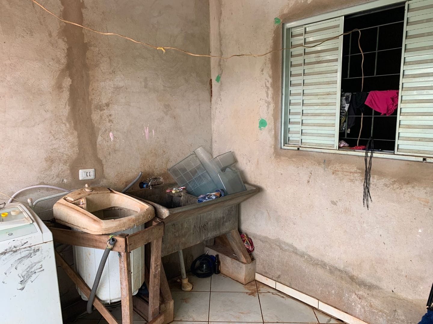 Casa à venda com 2 quartos, 55m² - Foto 17