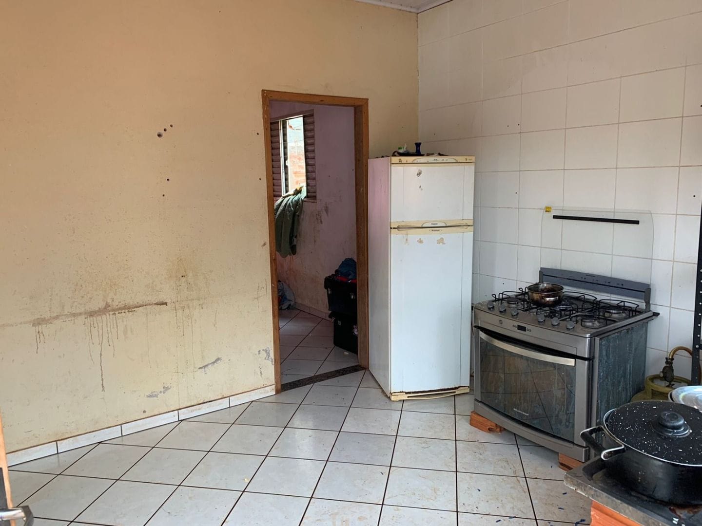 Casa à venda com 2 quartos, 55m² - Foto 11
