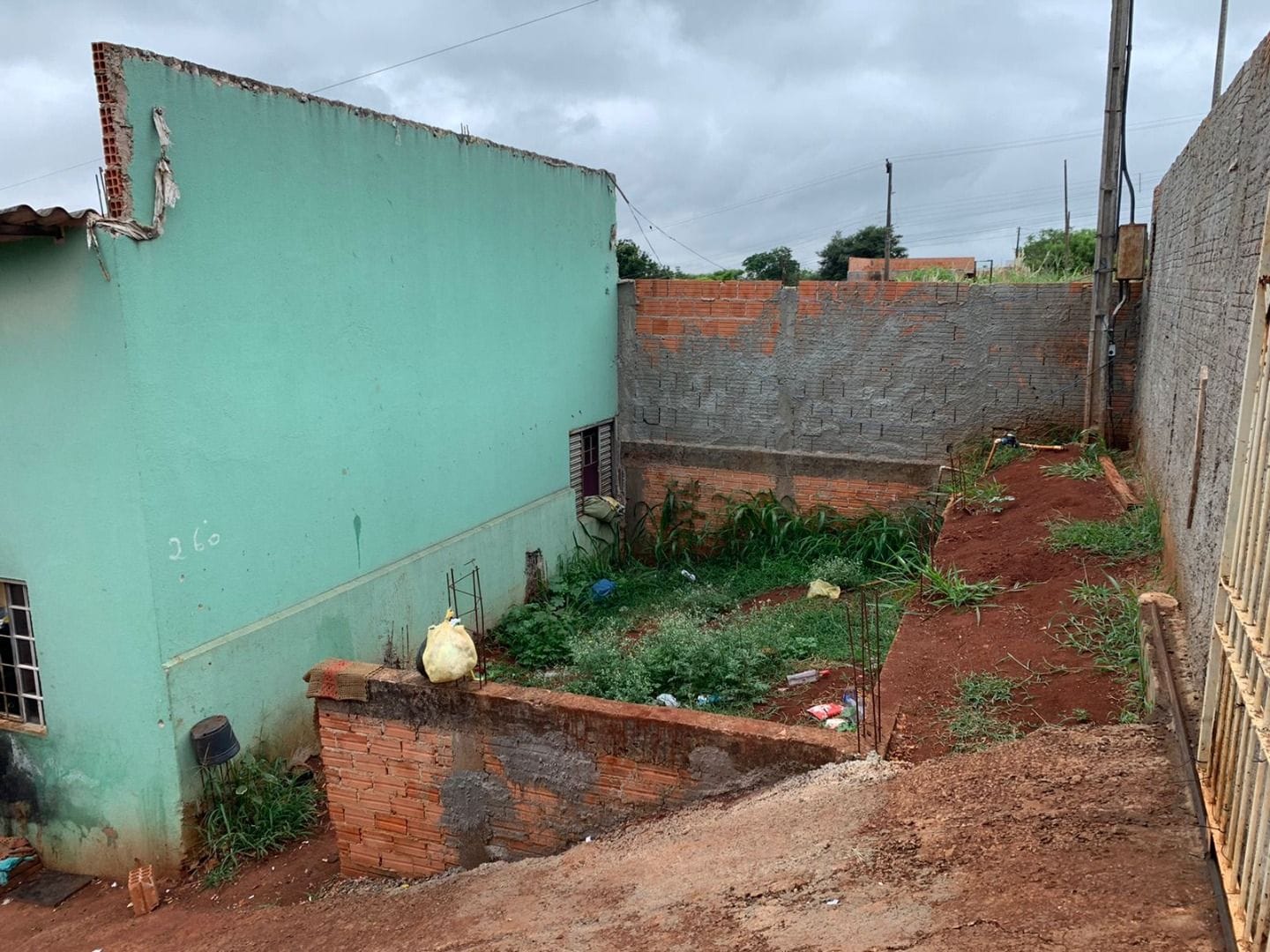 Casa à venda com 2 quartos, 55m² - Foto 8