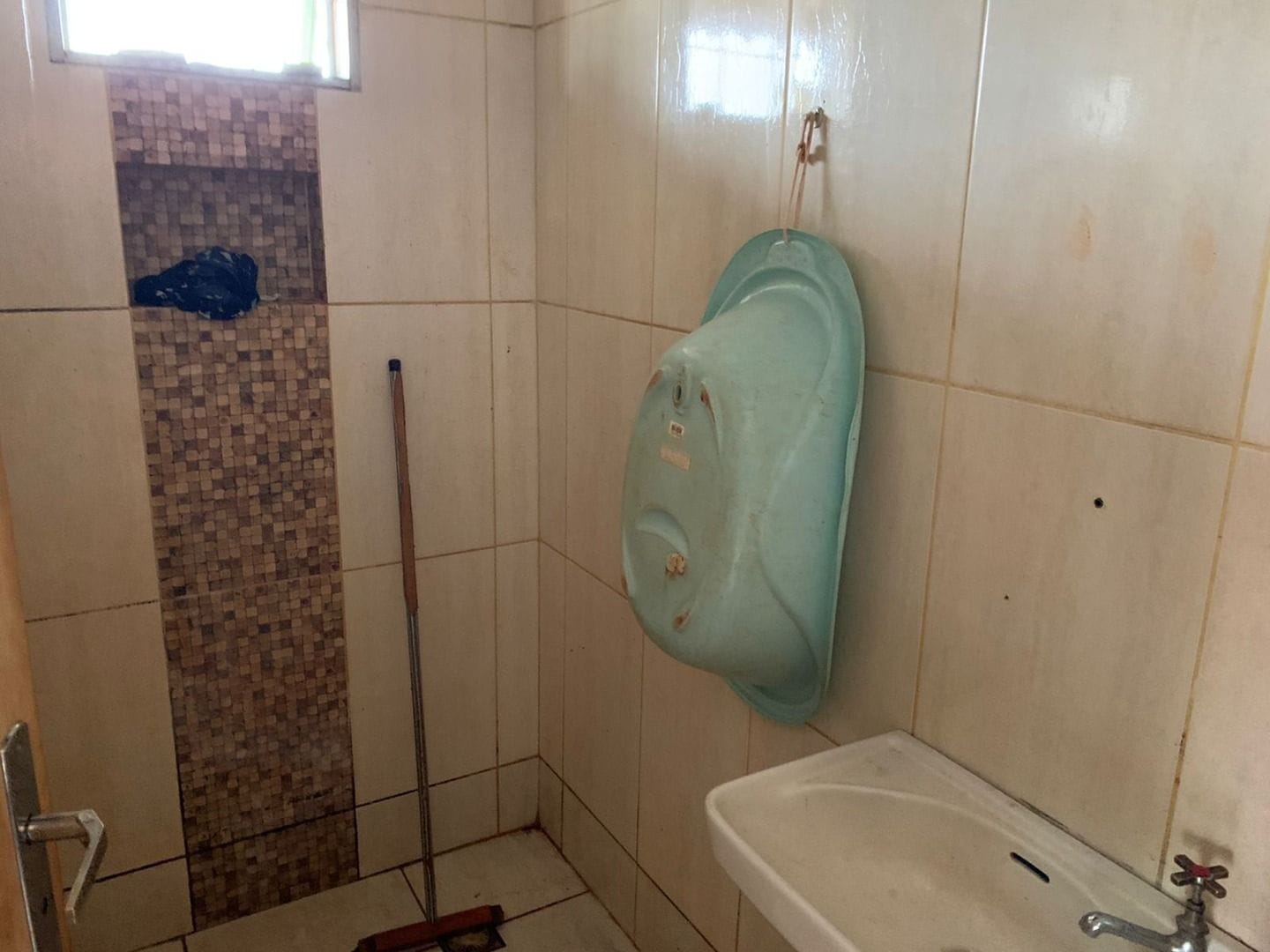 Casa à venda com 2 quartos, 55m² - Foto 13