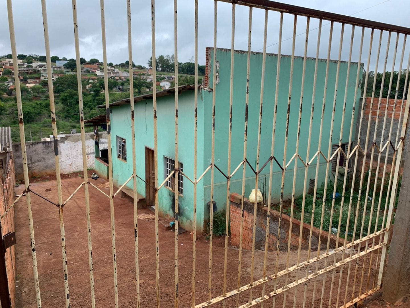Casa à venda com 2 quartos, 55m² - Foto 3