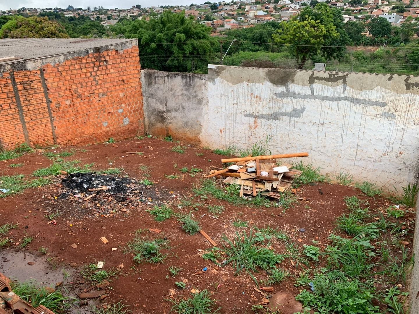 Casa à venda com 2 quartos, 55m² - Foto 16