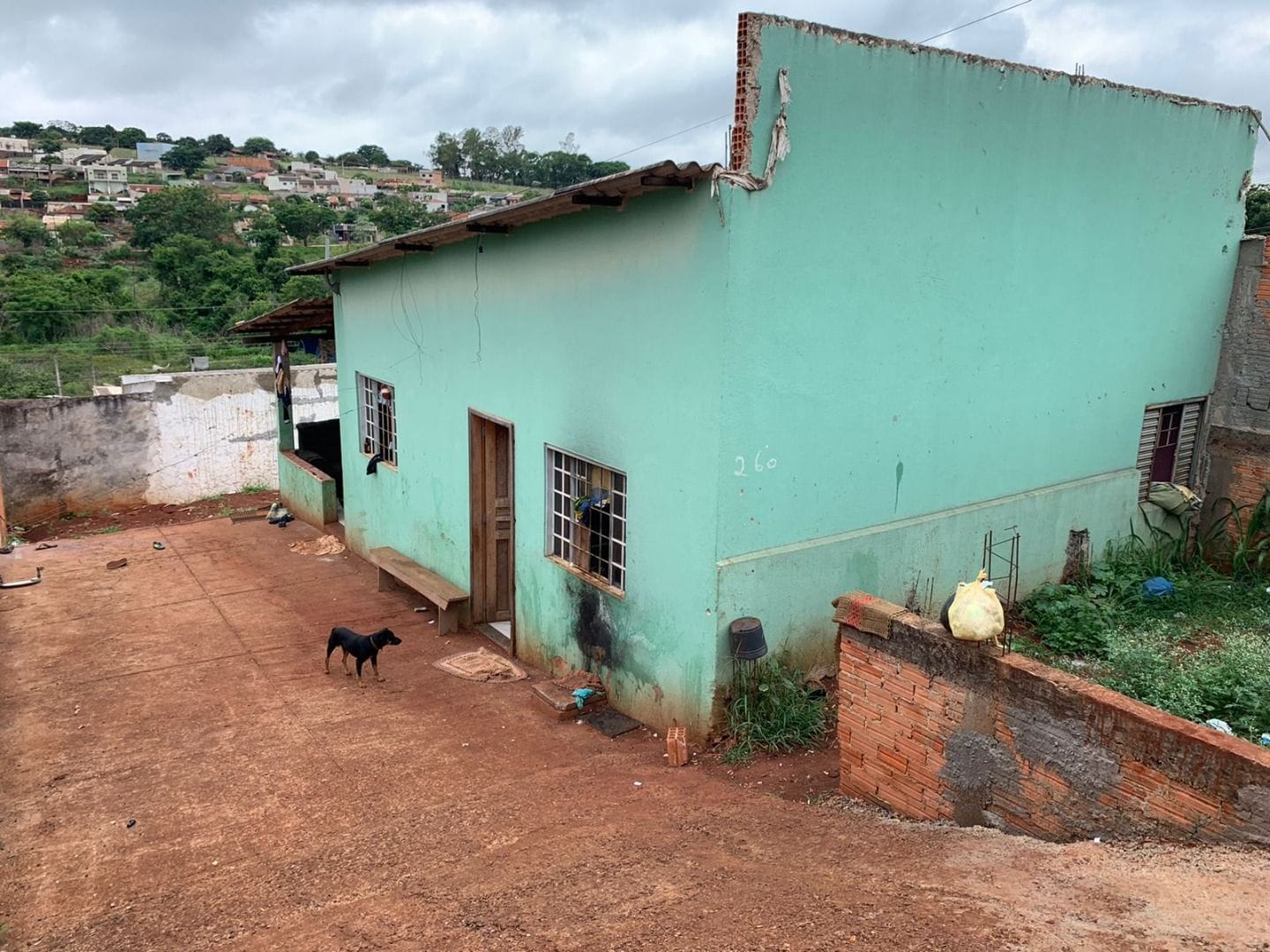 Casa à venda com 2 quartos, 55m² - Foto 6