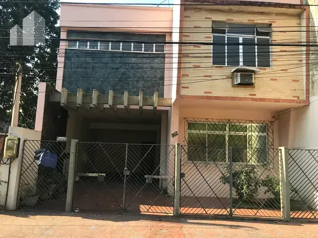 Casa com 250m² 3 quartos e 2 banheiros, à venda, no bairro Centro em Nova Iguaçu
