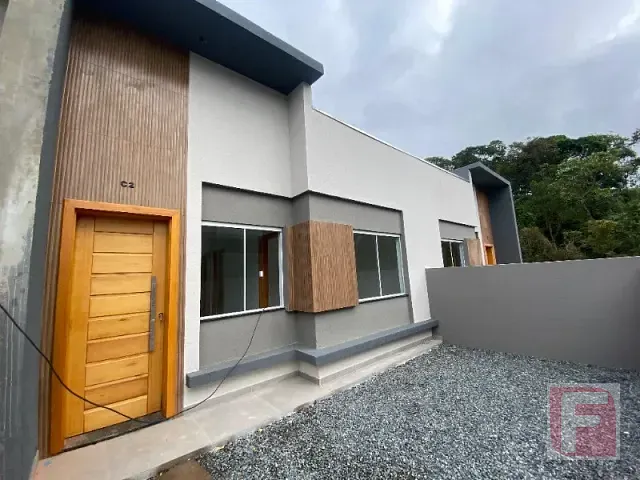Casa 2 quartos e 1 banheiro, à venda, no bairro Itapema do Norte em Itapoá