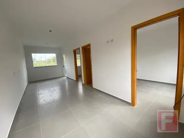 Casa 2 quartos e 1 banheiro, à venda, no bairro Itapema do Norte em Itapoá