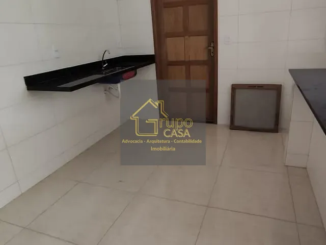 Casa com 270m² 2 quartos e 2 banheiros, à venda, no bairro Jardim Atlântico Leste em Maricá