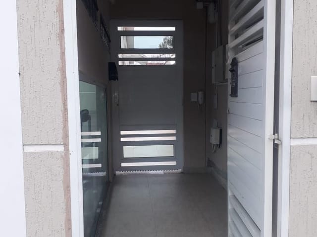 Casa 2 quartos e 1 banheiro, à venda, no bairro Vila Nivi em São Paulo