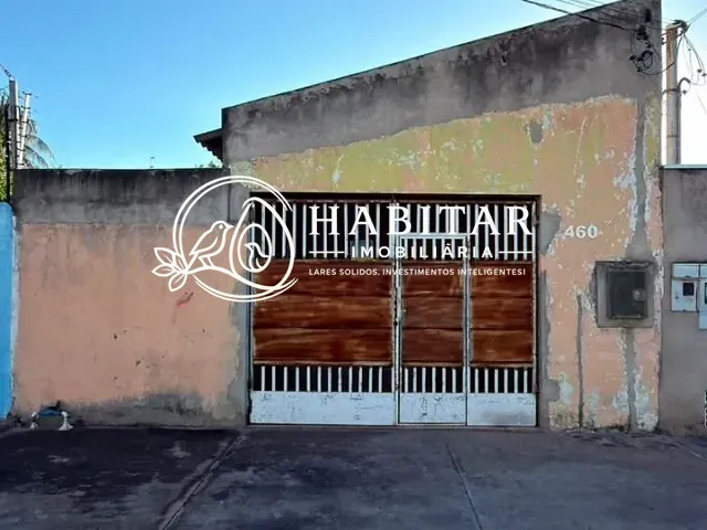 Casa 1 quarto e 1 banheiro, à venda, no bairro Universitário em Corumbá