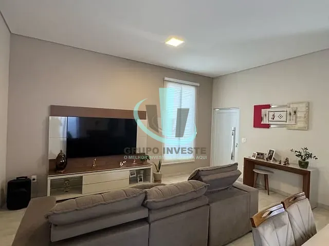 Casa com 260m² 3 quartos e 4 banheiros, à venda, no bairro Residencial Campos de Piemonte em Araraquara