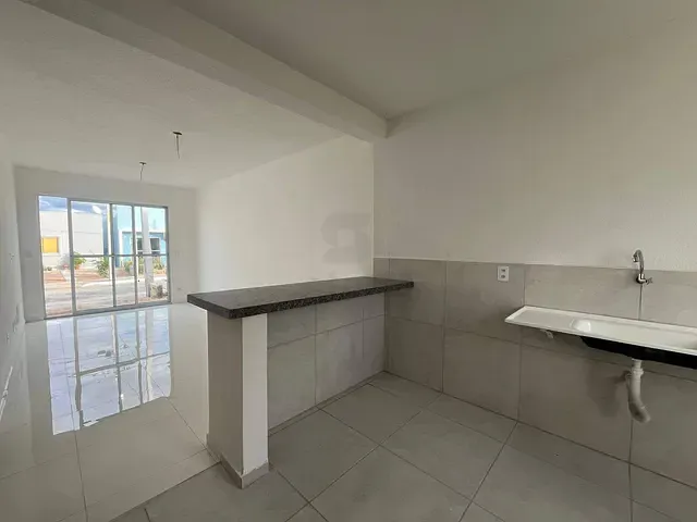 Casa 2 quartos e 1 banheiro, para alugar, no bairro Dernival Oliveira em Paulo Afonso