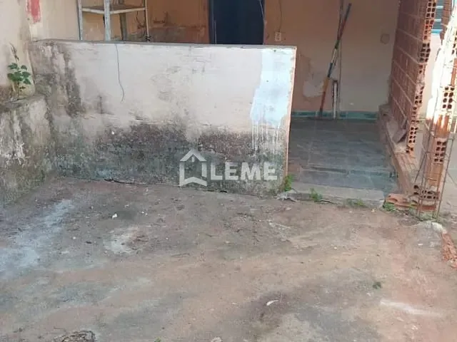 Casa com 170m² 3 quartos e 1 banheiro, à venda, no bairro Jardim Renovação em Guaranésia