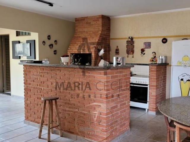 Casa com 372m² 3 quartos e 5 banheiros, à venda, no bairro Jardim Higienópolis em Araraquara