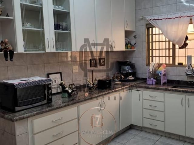 Casa com 372m² 3 quartos e 5 banheiros, à venda, no bairro Jardim Higienópolis em Araraquara