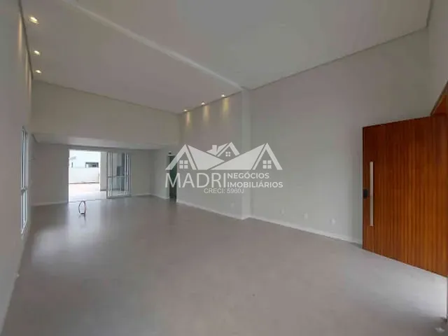 Casa com 360m² 3 quartos e 3 banheiros, à venda, no bairro Sul do Rio em Santo Amaro da Imperatriz