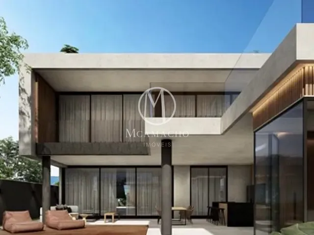 Casa com 600m² 5 quartos e 7 banheiros, à venda, no bairro Barra da Tijuca em Rio de Janeiro