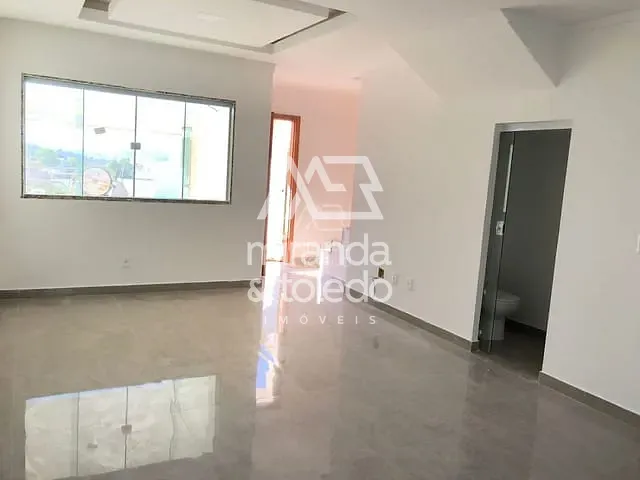 Casa com 89m² 2 quartos e 2 banheiros, à venda, no bairro Jardim Itapemirim em Cachoeiro De Itapemirim