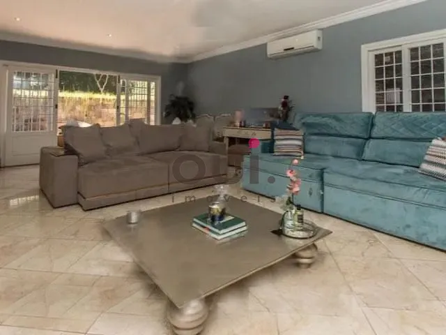 Casa com 570m² 4 quartos e 4 banheiros, à venda, no bairro Jardim Guedala em São Paulo