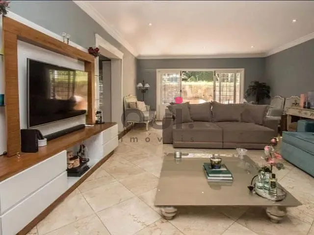 Casa com 570m² 4 quartos e 4 banheiros, à venda, no bairro Jardim Guedala em São Paulo
