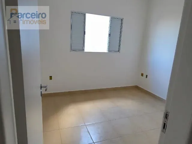 Casa 2 quartos e 1 banheiro, à venda, no bairro Parque Guaianazes em São Paulo