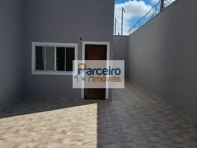 Casa 2 quartos e 1 banheiro, à venda, no bairro Parque Guaianazes em São Paulo