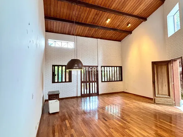 Casa 3 quartos e 6 banheiros, à venda, no bairro Vila Madalena em São Paulo